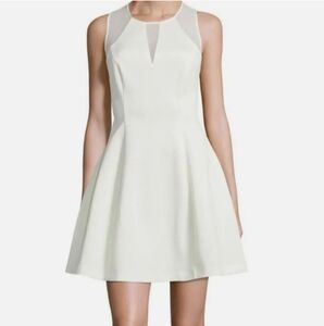 Guess - Illusion Scuba Fit & Flare Dress White size 2
